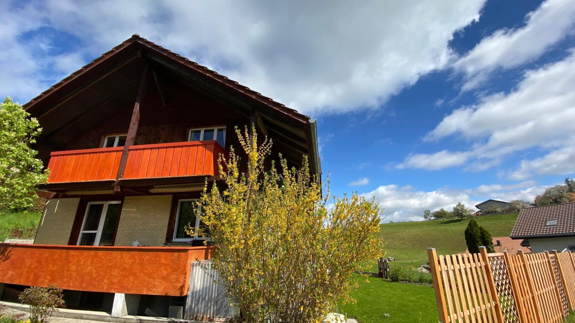 Naturnahe Familienwohnung Ruschegg Exteriér fotografie